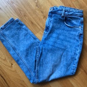 HEAVYWEIGHT DURABLE JEANS